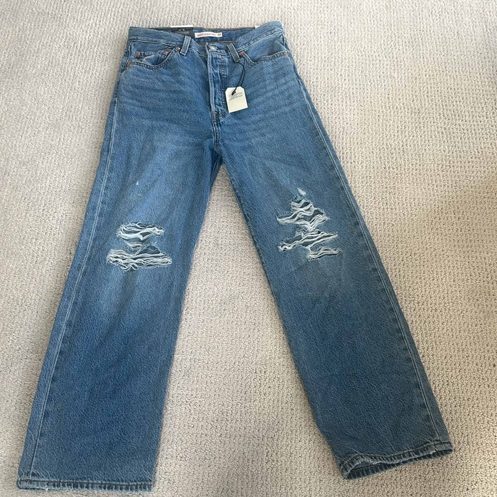 NWT Ribcage Levis Jean - Picture 2 of 3